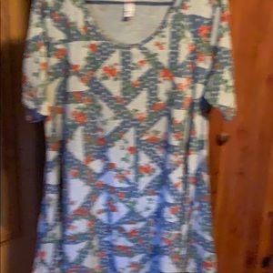 Lularoe perfect T